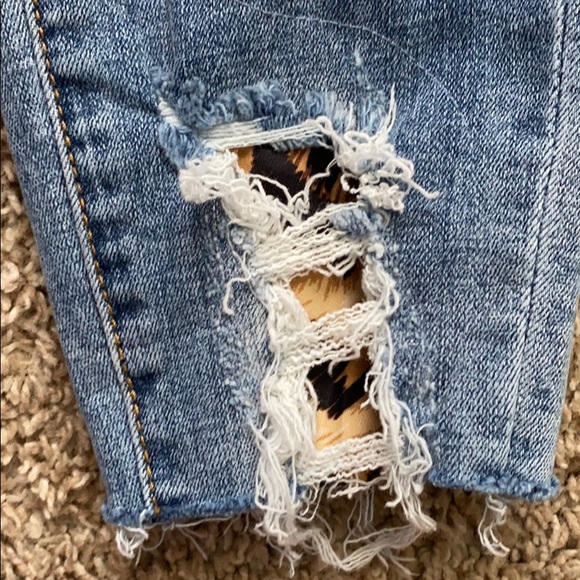 KanCan: 5/28 Leopard Patch Skinny Jeans:NWOT - Picture 3 of 6